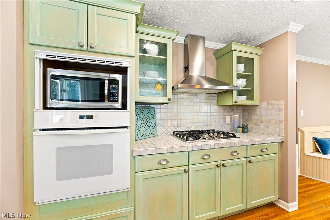 1375 North Revere Road Akron, OH 44333 - Photo 8 of 50 Built-in stainless steel microwave and wall oven