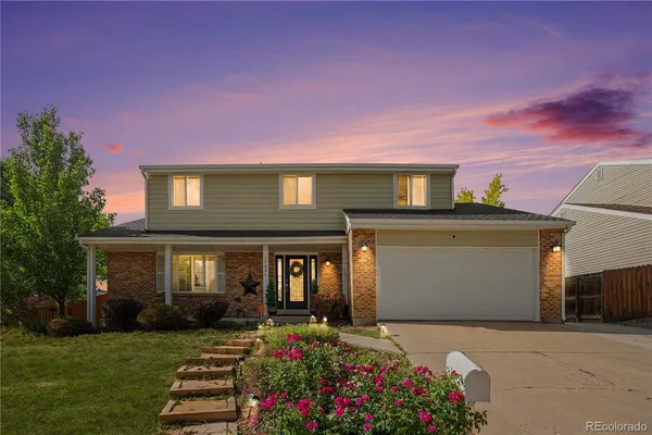 $715,000 | 17651 East Crestridge Avenue, Aurora, CO 80015