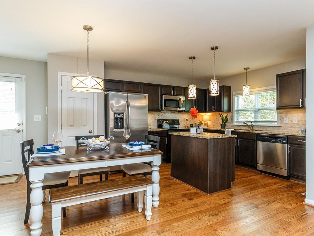 1133 South State Street Raleigh, NC 27601 - Photo 7 of 29 Dining Area