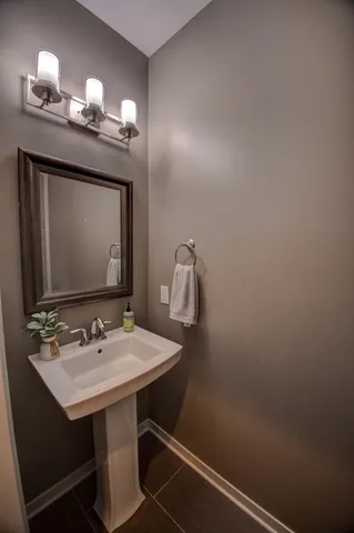 $634,900 | 704 Knollwood Drive, Holmen, WI 54636