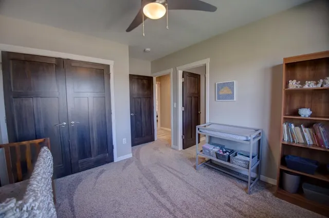 $634,900 | 704 Knollwood Drive, Holmen, WI 54636