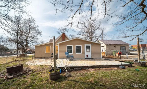 $155,000 | 687 Salem Avenue, Rolla, MO 65401