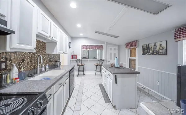 $155,000 | 687 Salem Avenue, Rolla, MO 65401