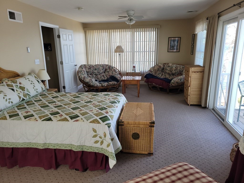 26 Shannon Street Fall River, MA 02721 - Photo 12 of 27 Gallery Image 12