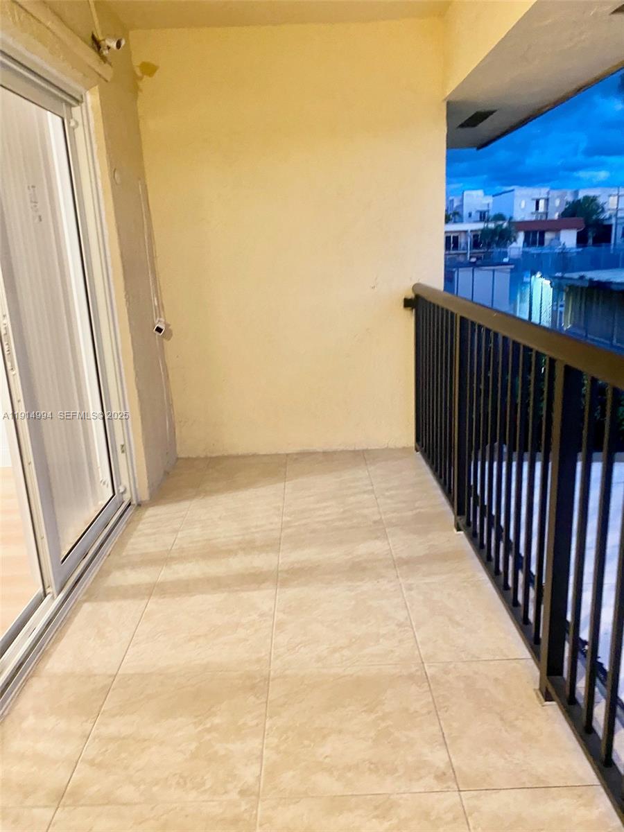 6568 Southwest 41st Place, Unit 151 Davie, FL 33314 - Photo 37 of 65 a view of a balcony