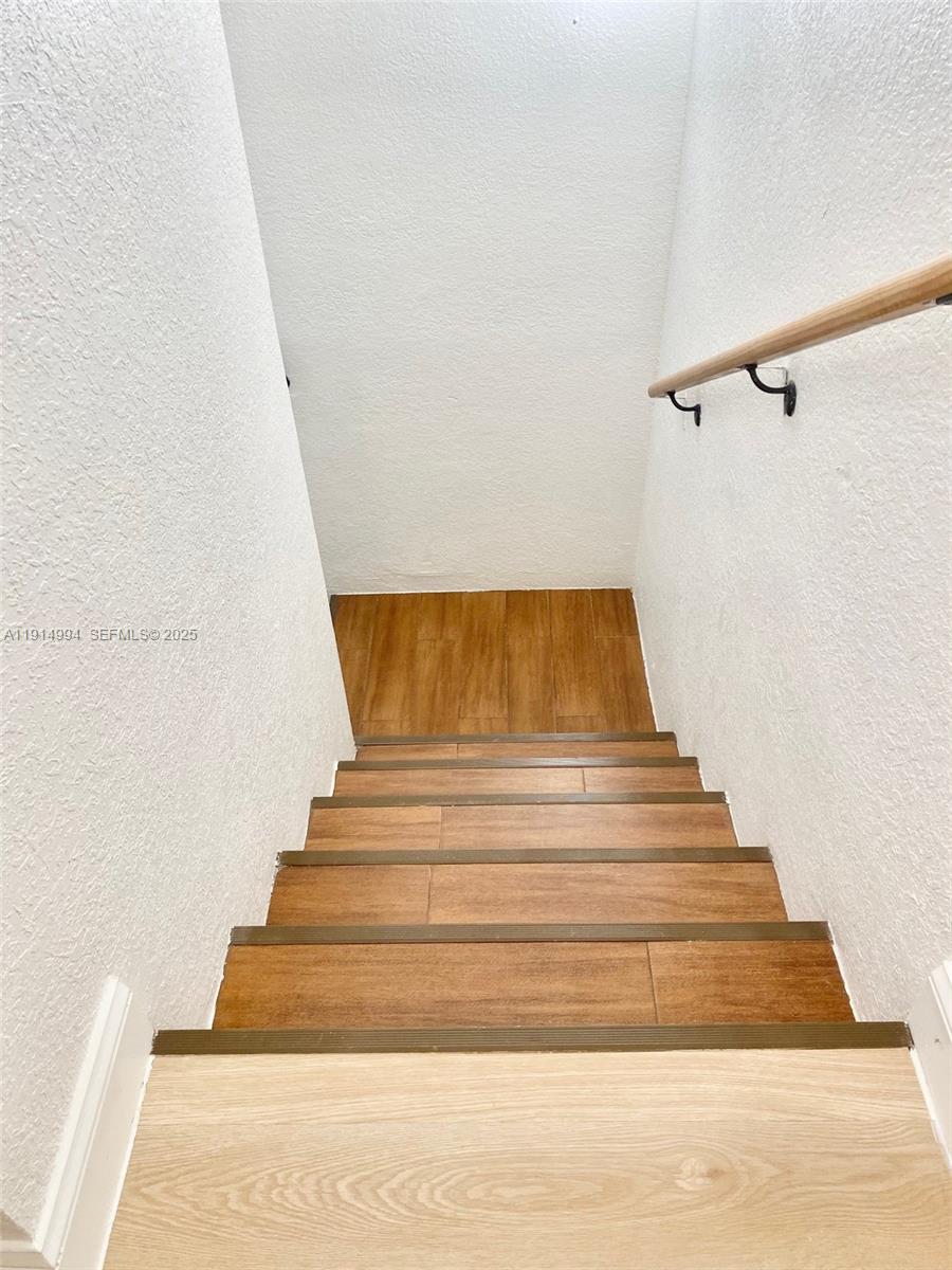 6568 Southwest 41st Place, Unit 151 Davie, FL 33314 - Photo 55 of 65 a view of entryway