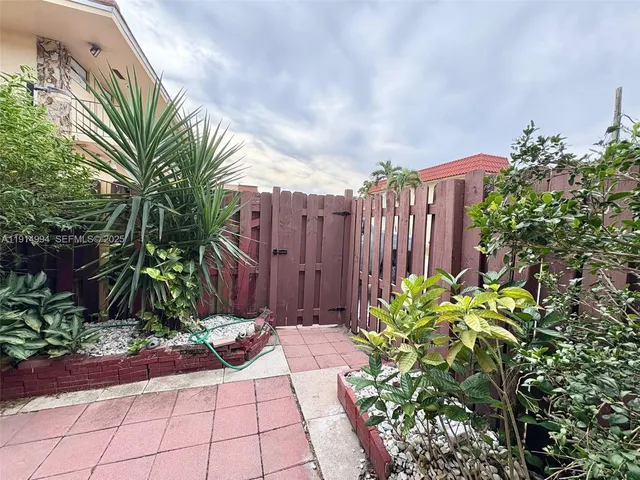 $2,850 | 6568 Southwest 41st Place, Unit 151, Davie, FL 33314