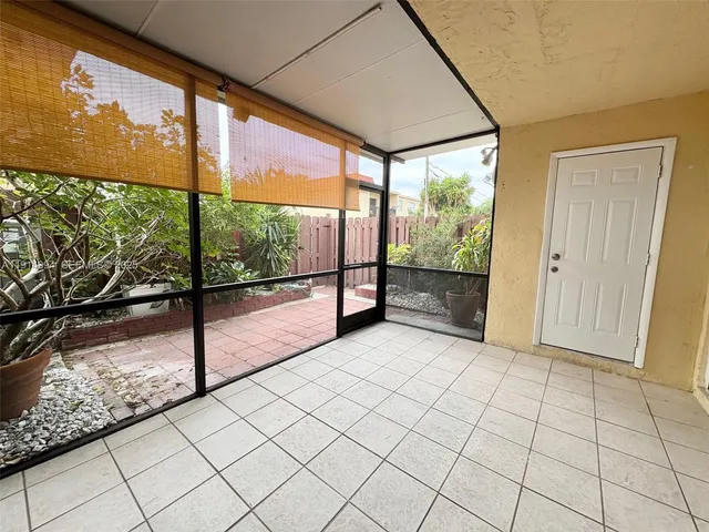 $2,850 | 6568 Southwest 41st Place, Unit 151, Davie, FL 33314