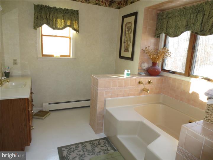 1790 Quail Ridge Lane Harleysville, PA 19438 - Photo 13 of 13 Master Bathroom