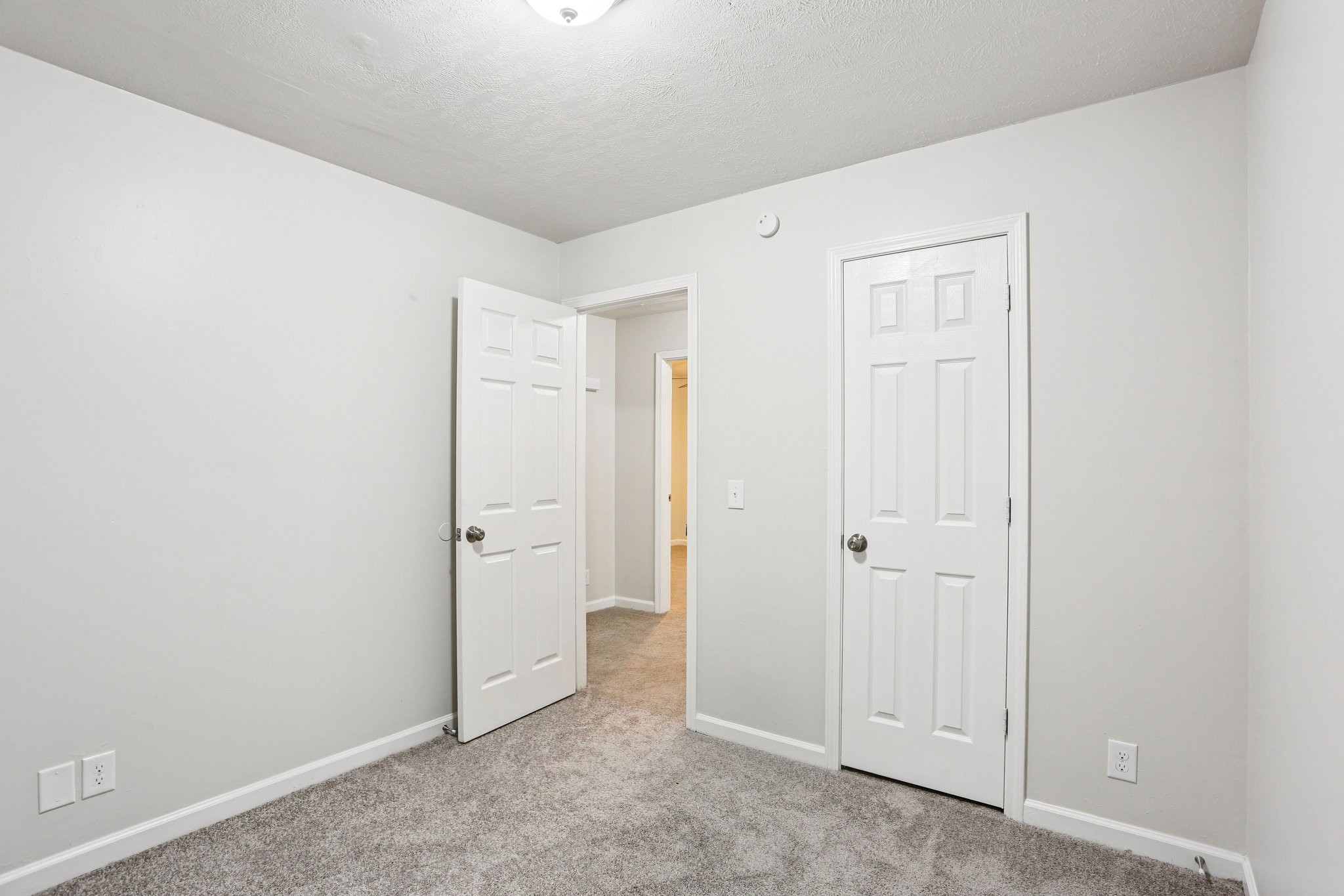 2607 Landrum Court Springfield, TN 37172 - Photo 23 of 30 an empty room with closet area