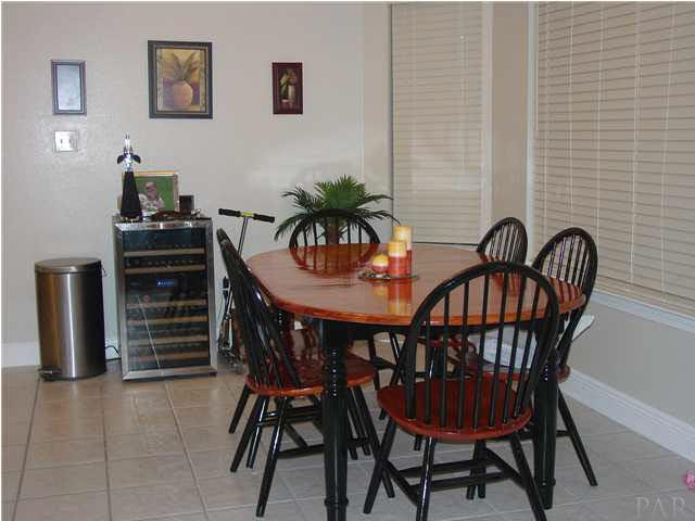 5237 Morgan Ridge Drive Milton, FL 32570 - Photo 3 of 6 Gallery Image 3