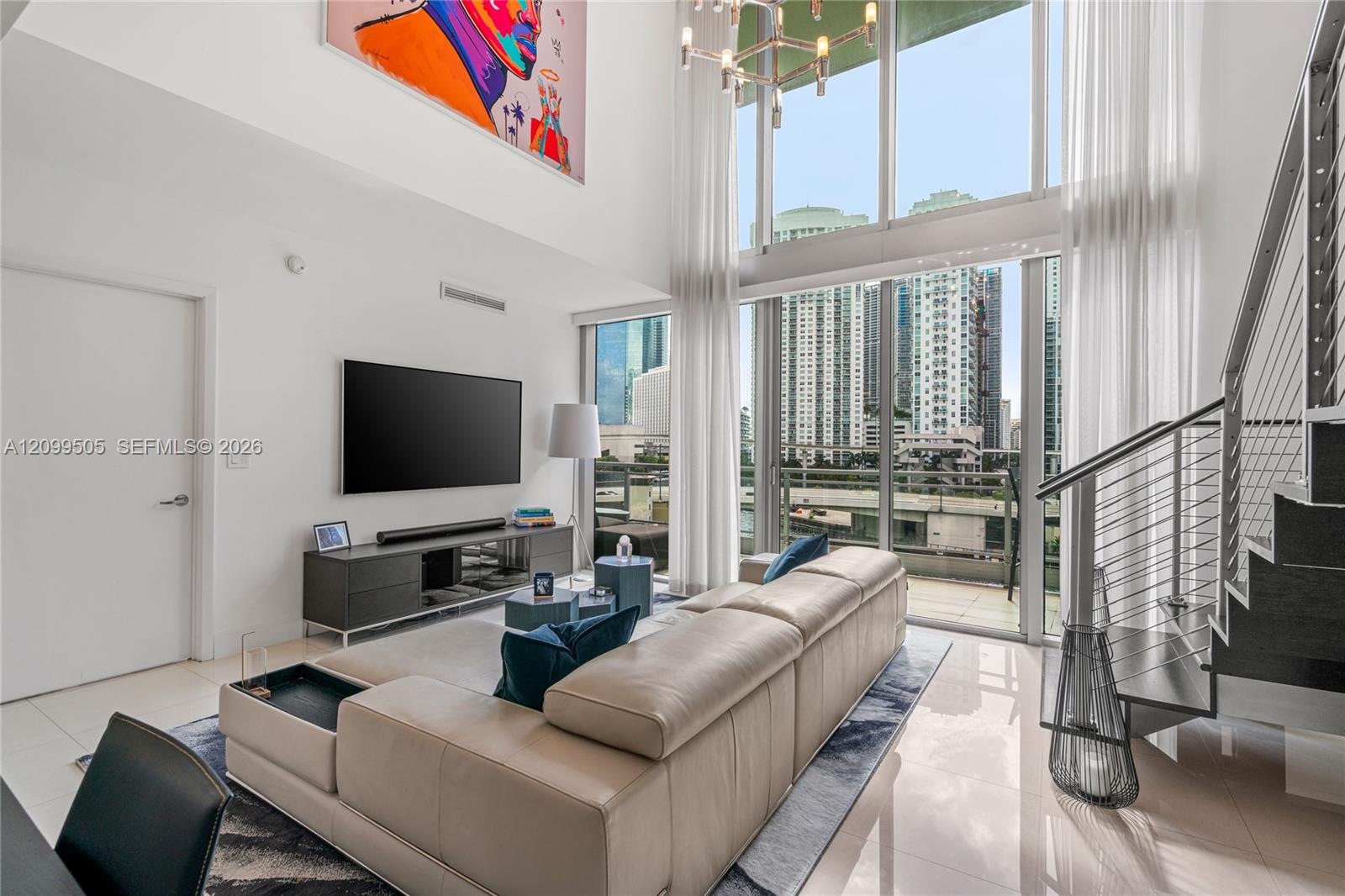 92 Southwest 3rd Street, Unit 708 Miami, FL 33130 - Photo 3 of 29 Gallery Image 3