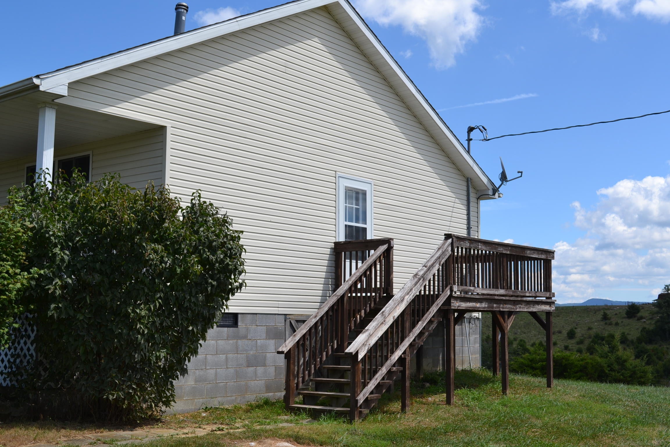 1310 Moore Road Sinks Grove, WV 24976 - Photo 9 of 59 Gallery Image 9