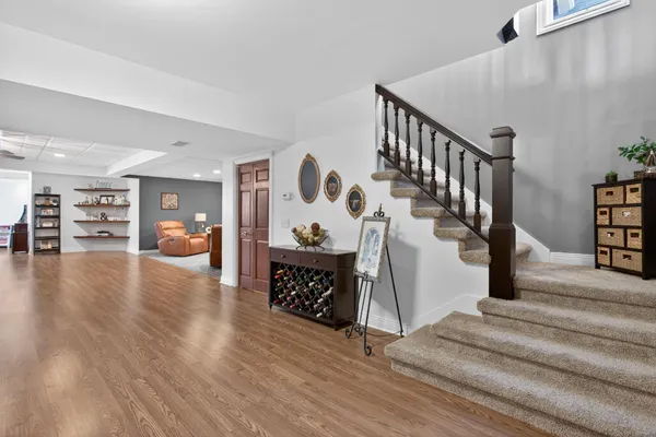 $995,500 | 4929 Country Lane, Jackson, MI 49201