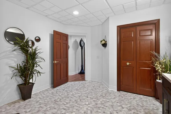 $995,500 | 4929 Country Lane, Jackson, MI 49201