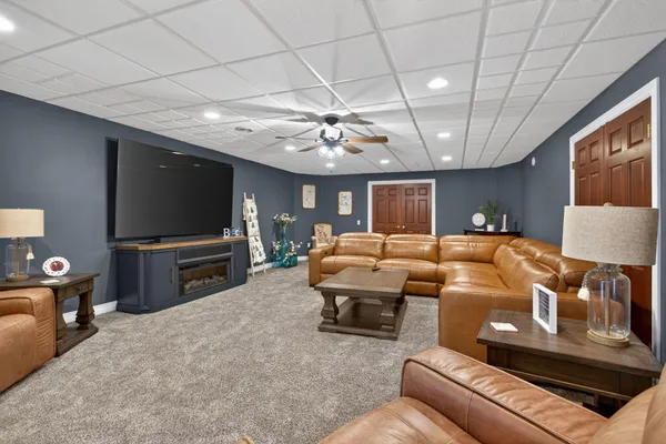 $995,500 | 4929 Country Lane, Jackson, MI 49201