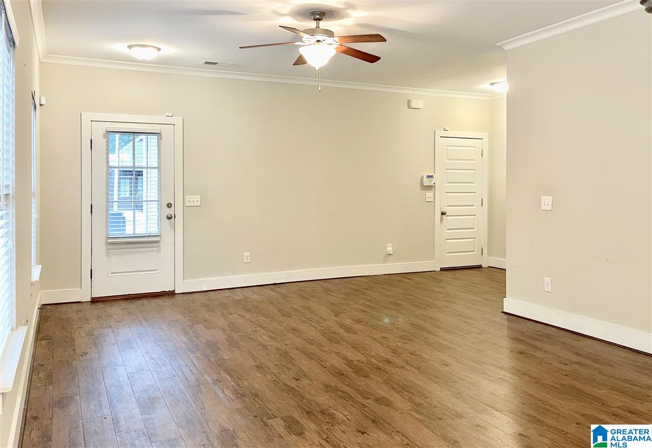 5536 Park Side Road Birmingham, AL 35244 - Photo 4 of 36