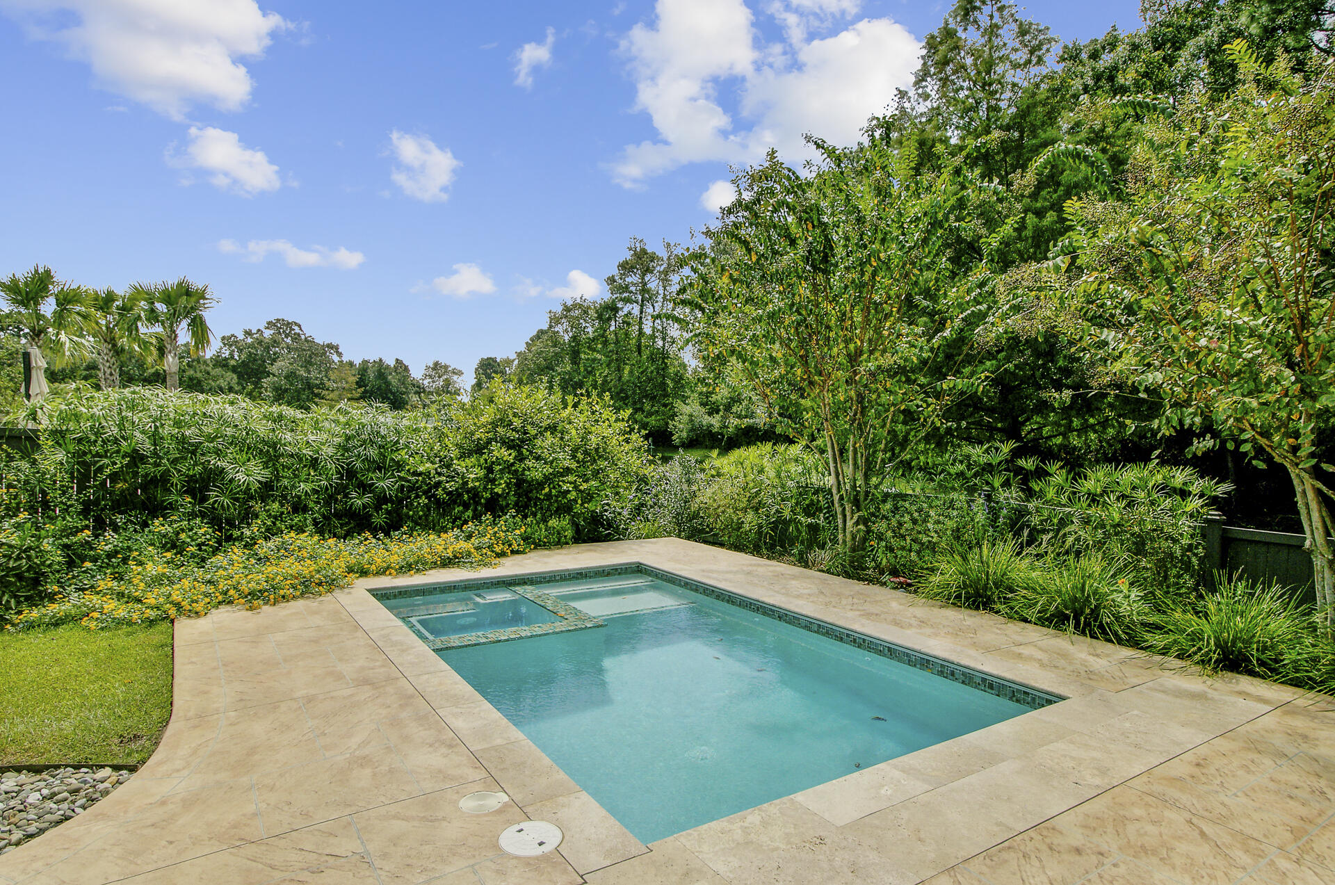 746 Goodlet Circle Backyard 1