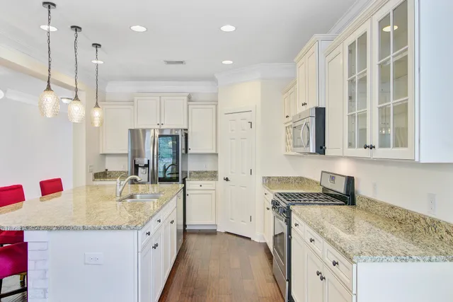 $1,130,000 | 746 Goodlet Circle, Charleston, SC 29412