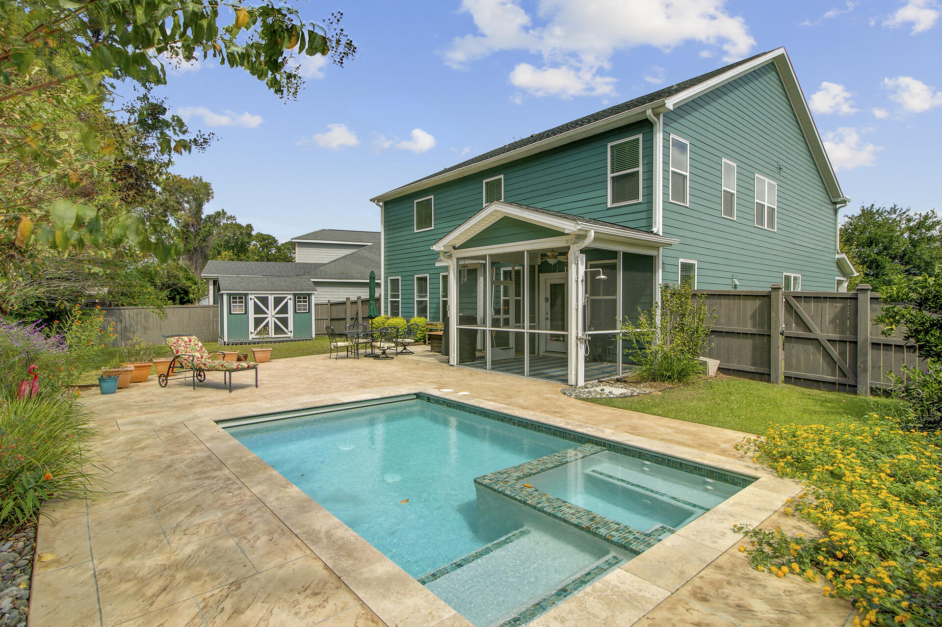 746 Goodlet Circle Charleston, SC 29412 - Photo 6 of 50 746 Goodlet Circle Backyard 3