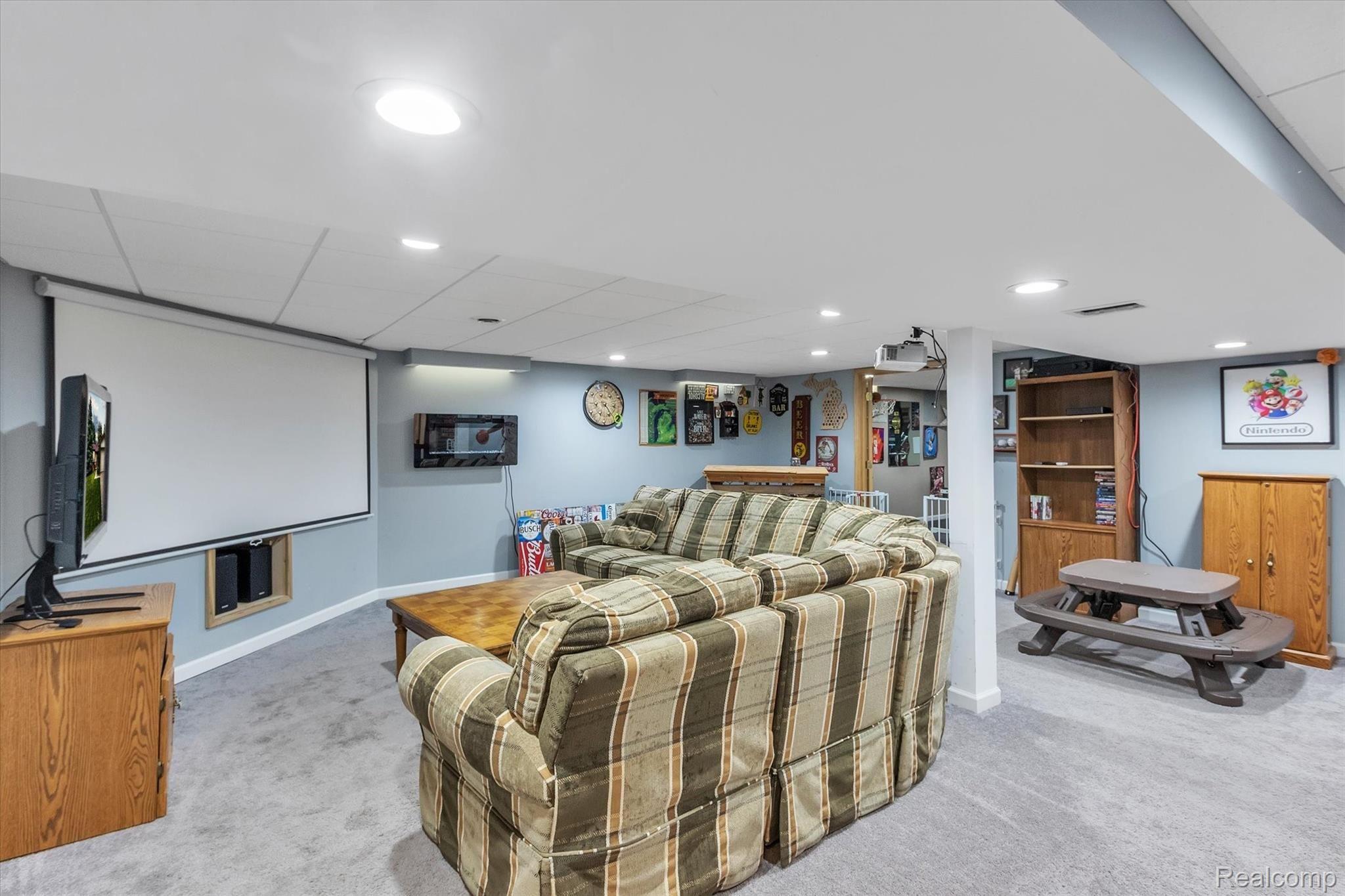 42828 Keystone Canton, MI 48187 - Photo 35 of 45 35-42828-Keystone-WindowStill-Real-Estate-Photography-35.jpg