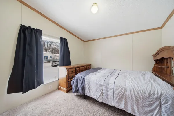 $72,500 | 809 Missouri River Drive, Adrian, MI 49221