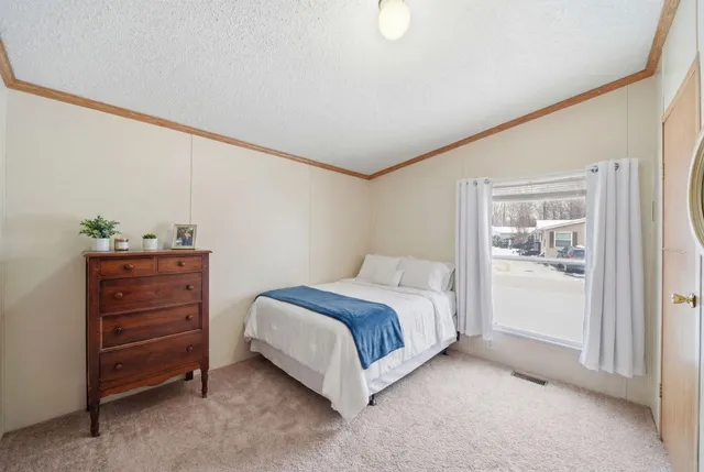 $80,000 | 809 Missouri River Drive, Adrian, MI 49221