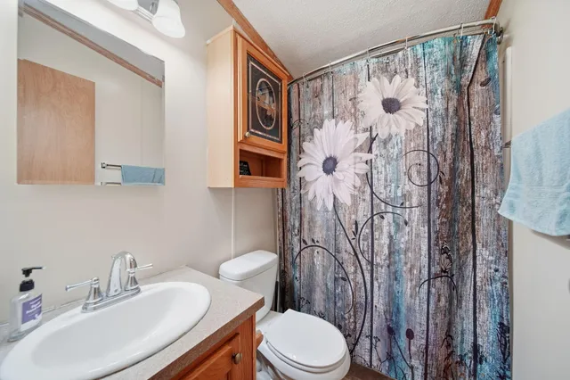 $80,000 | 809 Missouri River Drive, Adrian, MI 49221