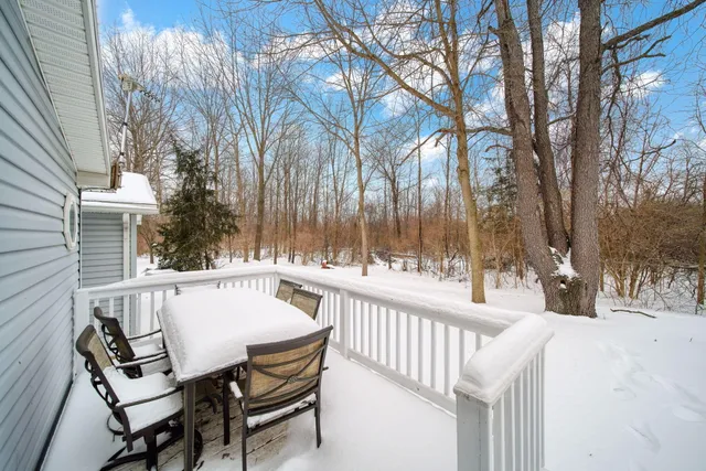 $80,000 | 809 Missouri River Drive, Adrian, MI 49221