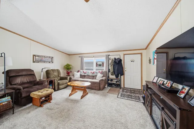 $80,000 | 809 Missouri River Drive, Adrian, MI 49221