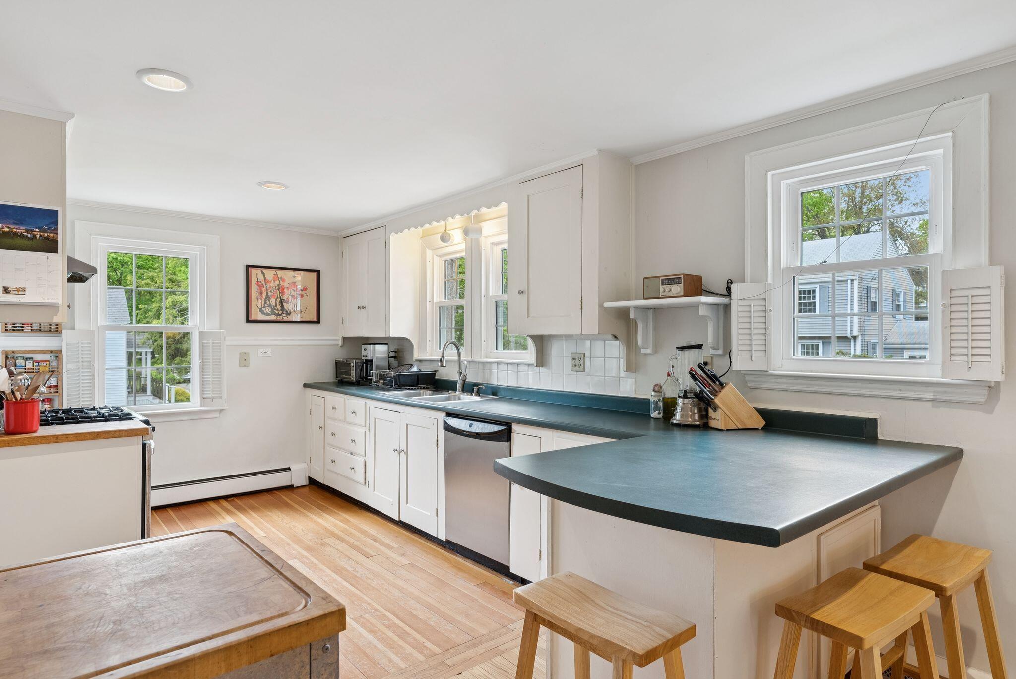 20 Elmwood Road Cape Elizabeth, ME 04107 - Photo 11 of 55 53_DSC06451