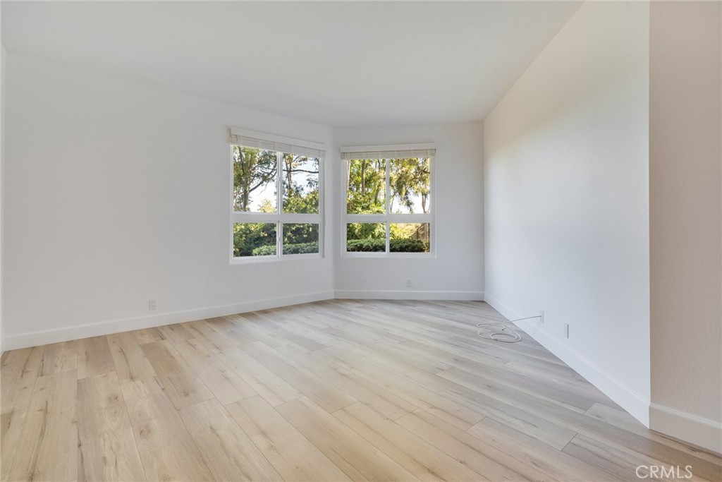 43 Auburn Aisle Irvine, CA 92612 - Photo 9 of 19 Good sized primary suite.