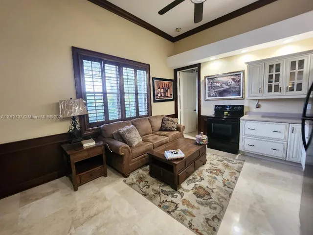 $1,650,000 | 6879 Northwest 65th Terrace, Parkland, FL 33067