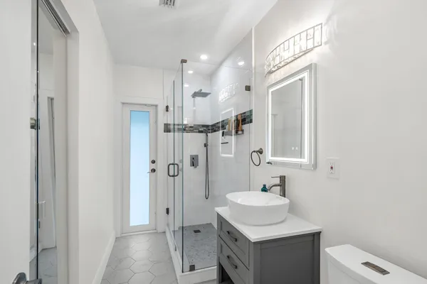 $935,000 | 1920 Northeast 57th Street, Fort Lauderdale, FL 33308