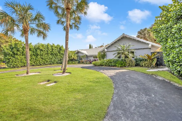 $935,000 | 1920 Northeast 57th Street, Fort Lauderdale, FL 33308