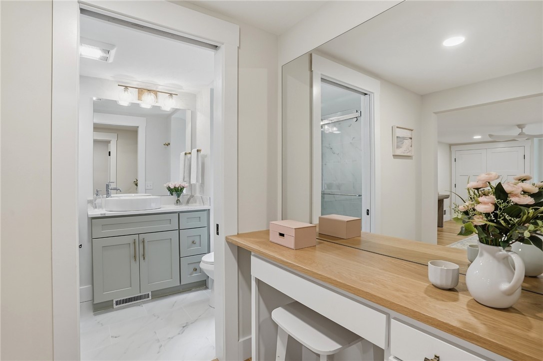 5763 Post Road East Greenwich, RI 02818 - Photo 14 of 50