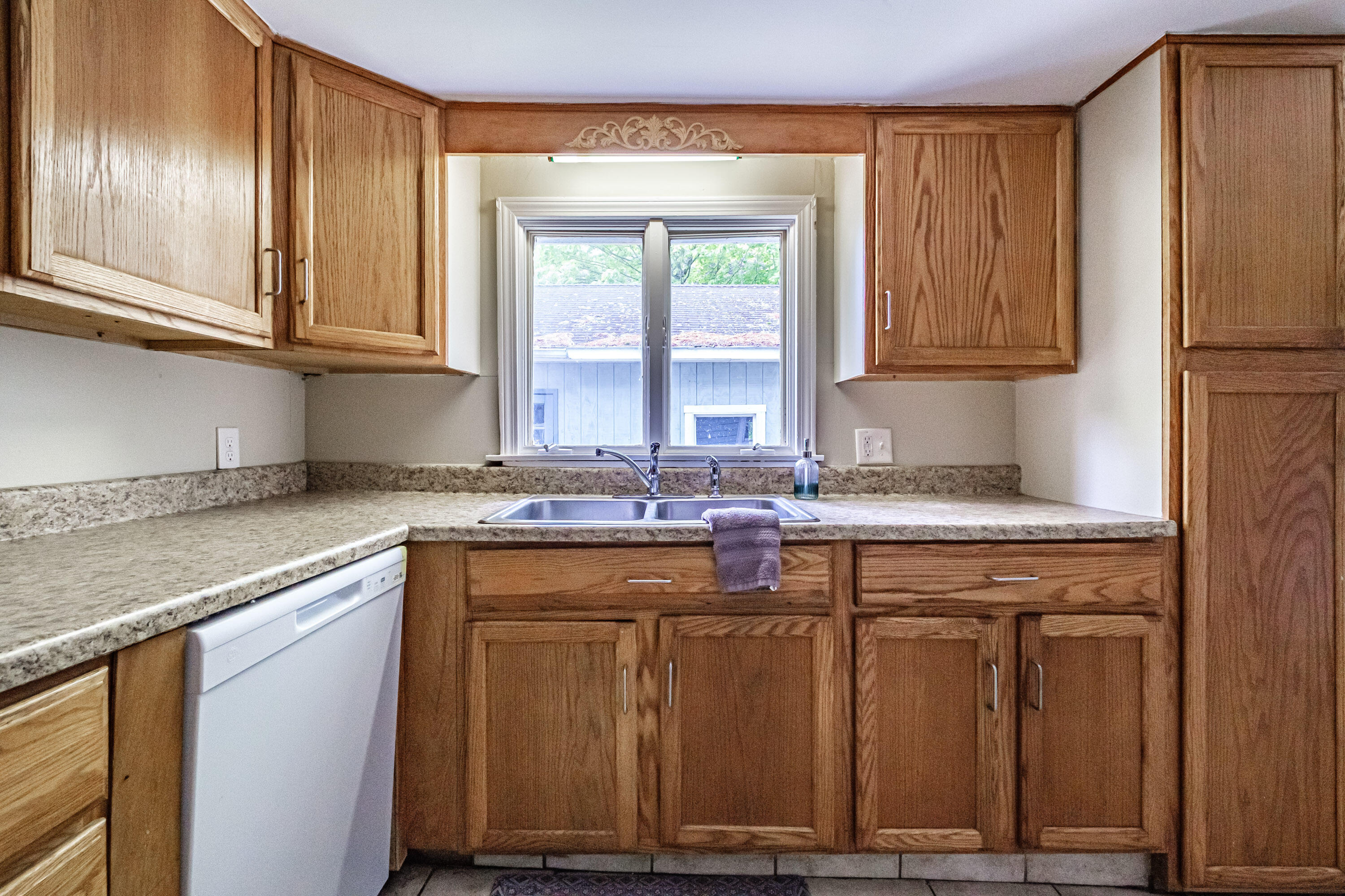 50 Ross Road Saco, ME 04072 - Photo 10 of 44 Kitchen