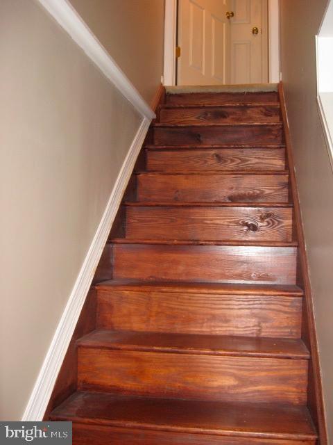 648 Chickadee Drive Lititz, PA 17543 - Photo 28 of 39 Gallery Image 28