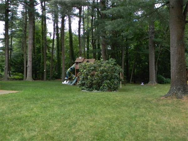 17 Williams Road North Reading, MA 01864 - Photo 15 of 16 Gallery Image 15