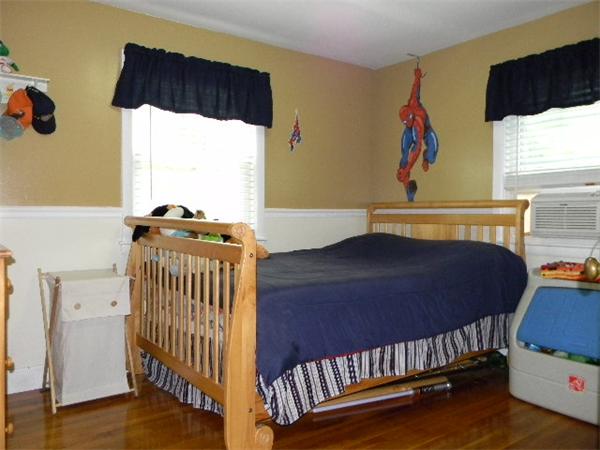 17 Williams Road North Reading, MA 01864 - Photo 9 of 16 Gallery Image 9