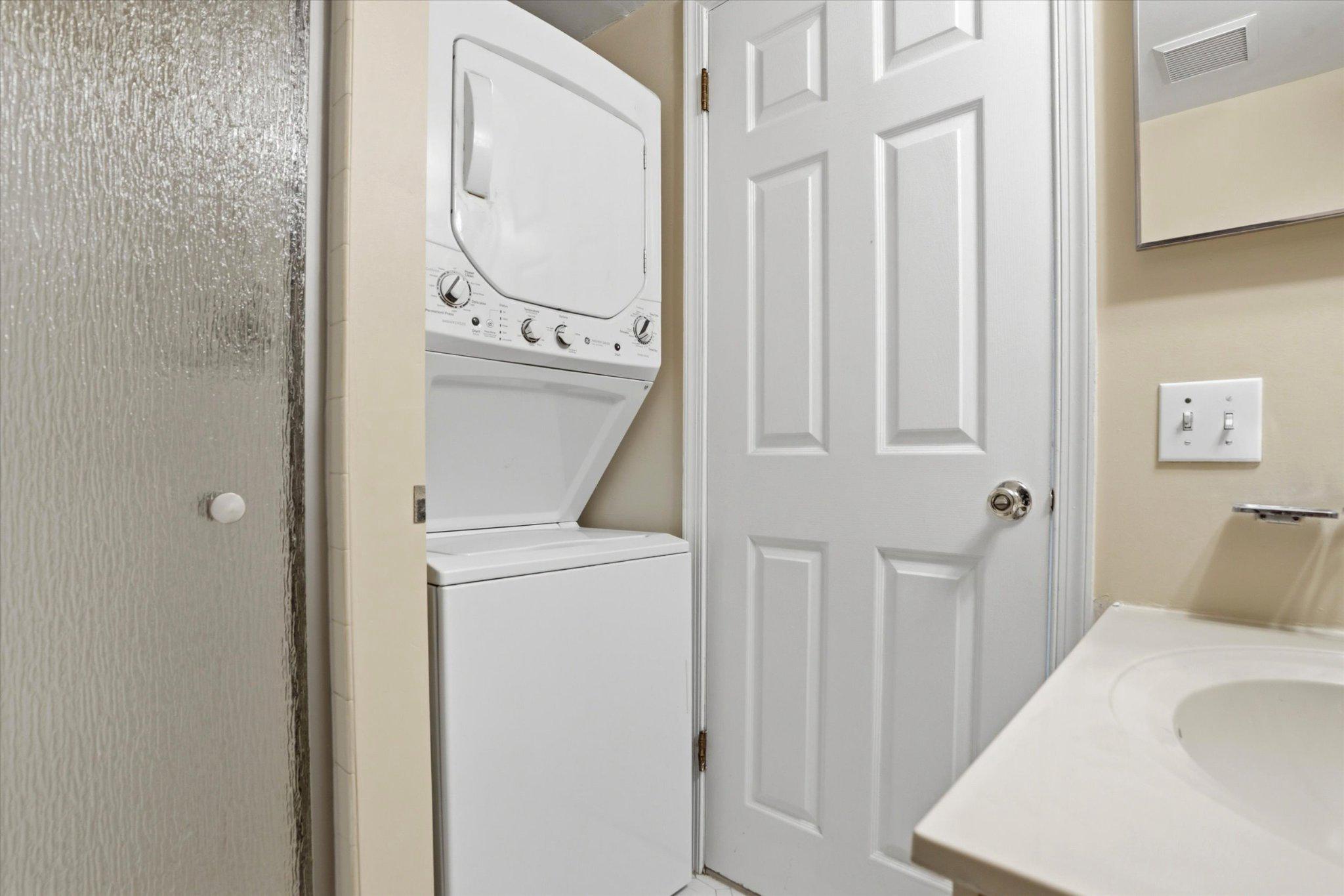 623 Washington Place Chesterbrook, PA 19087 - Photo 18 of 26 a bathroom with a sink a toilet and shower