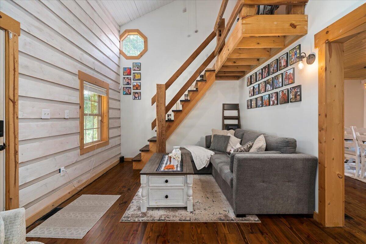 9653 McKee Road Irvine, KY 40336 - Photo 13 of 62 13-IVA00342