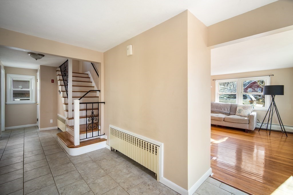 54 Mountain Road Wilbraham, MA 01095 - Photo 11 of 27 Gallery Image 11