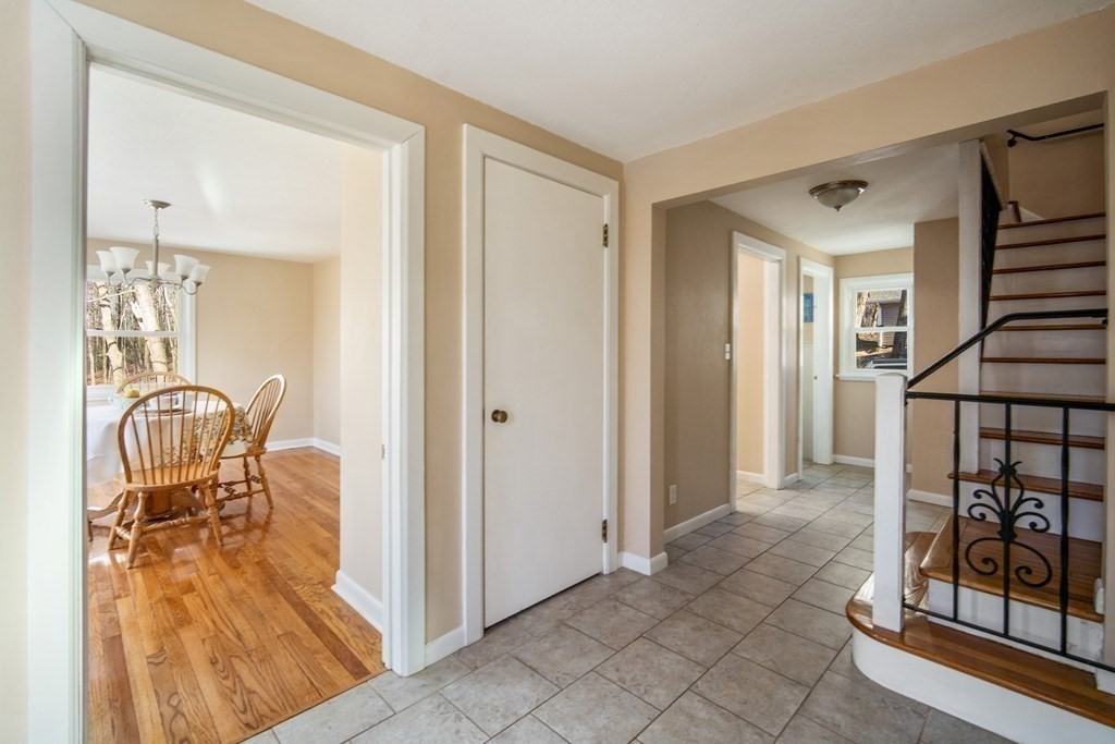 54 Mountain Road Wilbraham, MA 01095 - Photo 10 of 27 Gallery Image 10