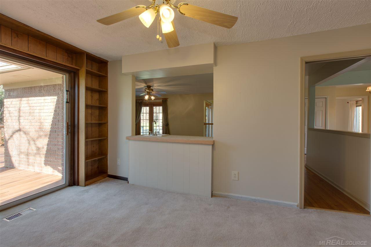 5228 Glengate Road Rochester, MI 48306 - Photo 18 of 44