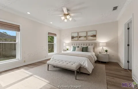 $245,000 | 1943 Hunters Way Drive, Baton Rouge, LA 70816