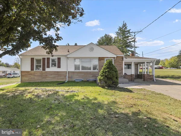 $350,000 | 12922 Salem Avenue, Hagerstown, MD 21740