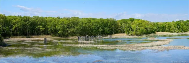 $1,900,000 | 12 Bowhay Hill Road, Branford, CT 06405