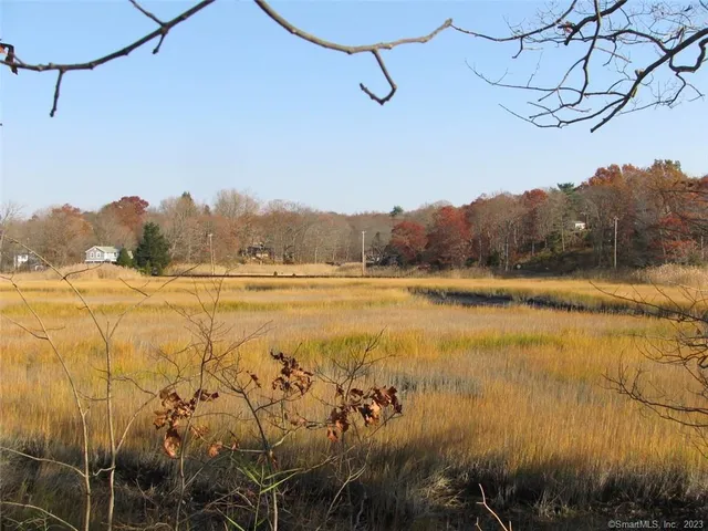 $1,900,000 | 12 Bowhay Hill Road, Branford, CT 06405