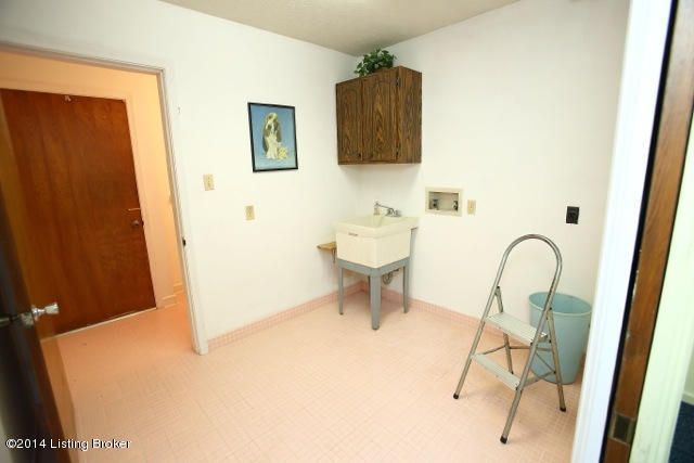 7606 Rockingham Road Prospect, KY 40059 - Photo 44 of 62 IMG_21161